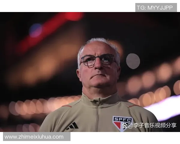 巴西足球明星的璀璨星空与传奇故事探秘