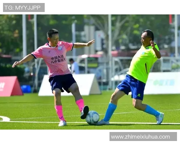 足球明星齐聚一堂精彩合集照片展现他们的风采与魅力